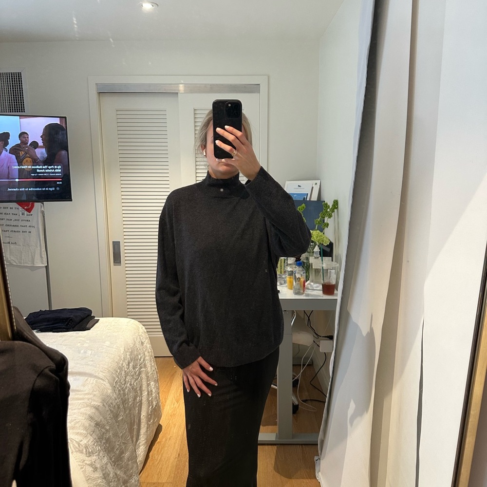 Gray Turtleneck Sweater Vince - Picture 3 of 7